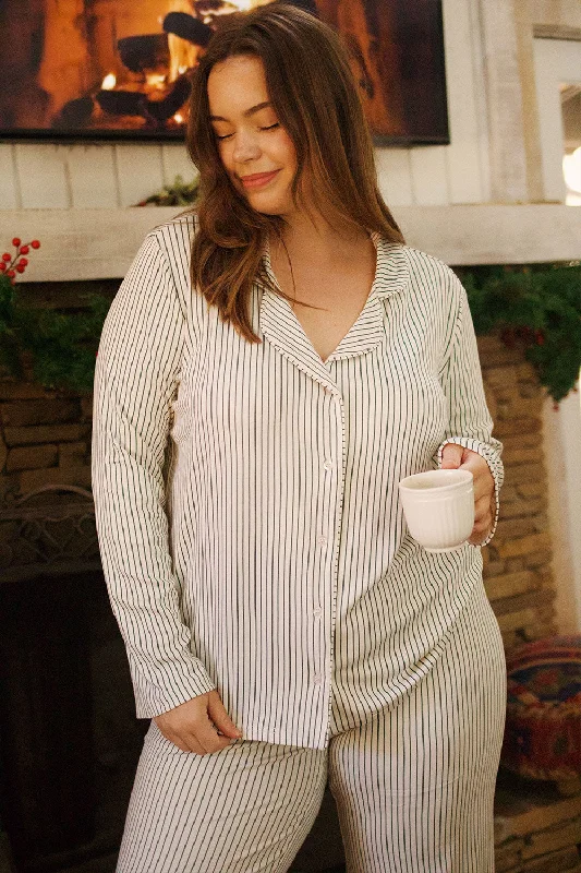 Weekend Offers That Shine Mr. Claus Button Down