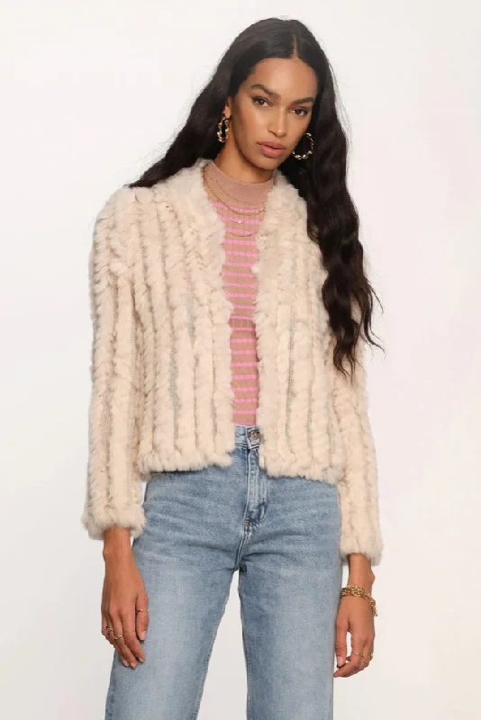 Weekend Discounts to Grab Rosa Jacket