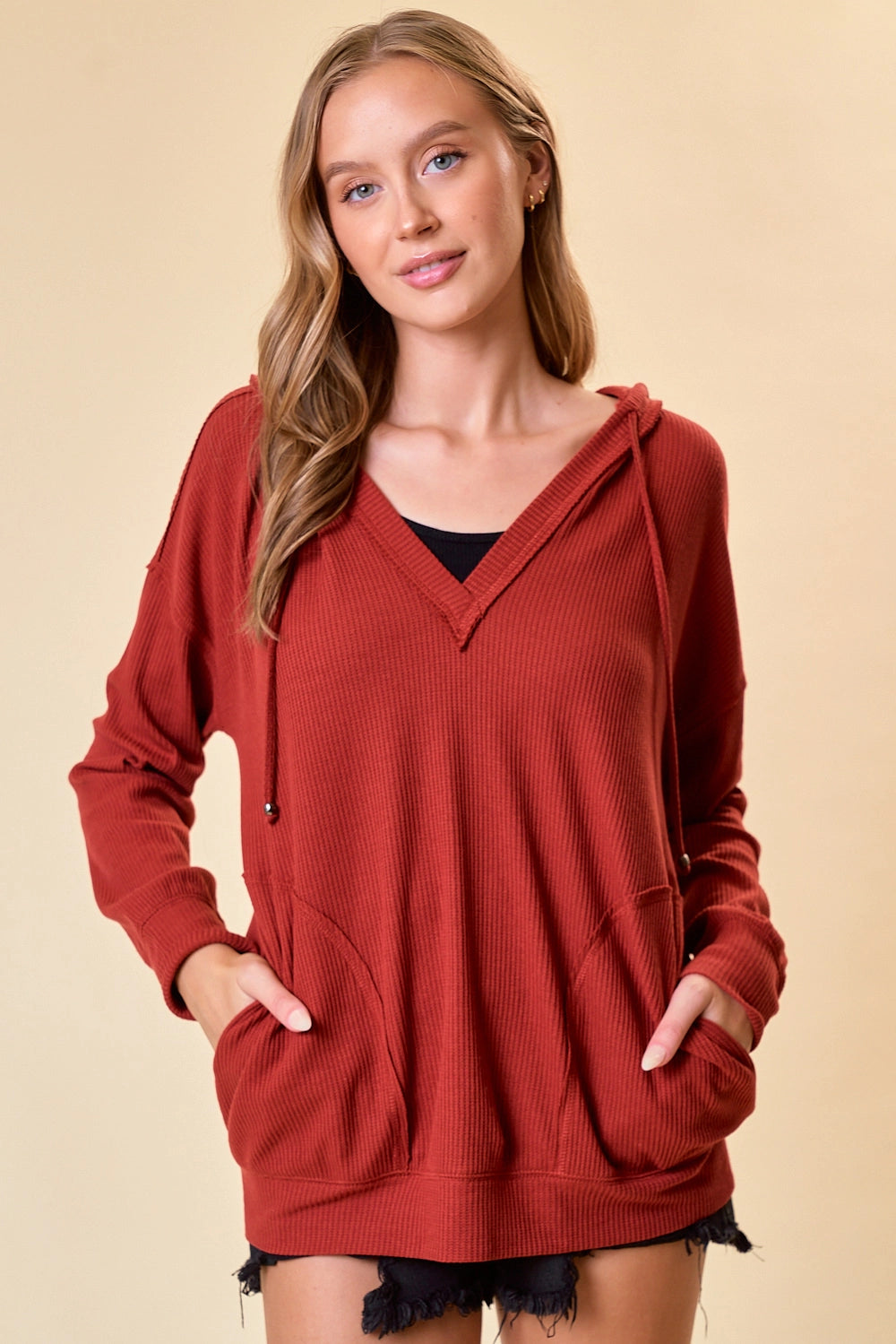 Year-End Clearance V-Neck Hood Top