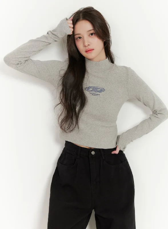 Referral Discount Chic Graphic Crop Turtleneck ON429