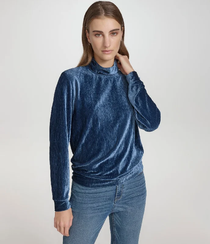 Unbeatable Prices Wavy Velvet Turtleneck Long Sleeve Top