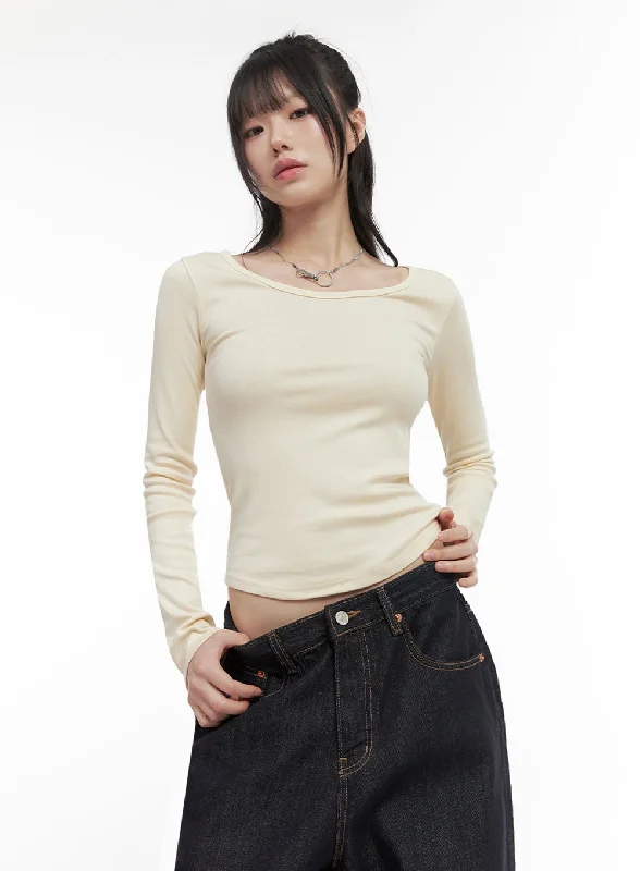 Early Access Slim-Fit Cropped U-Neck Top  IN427