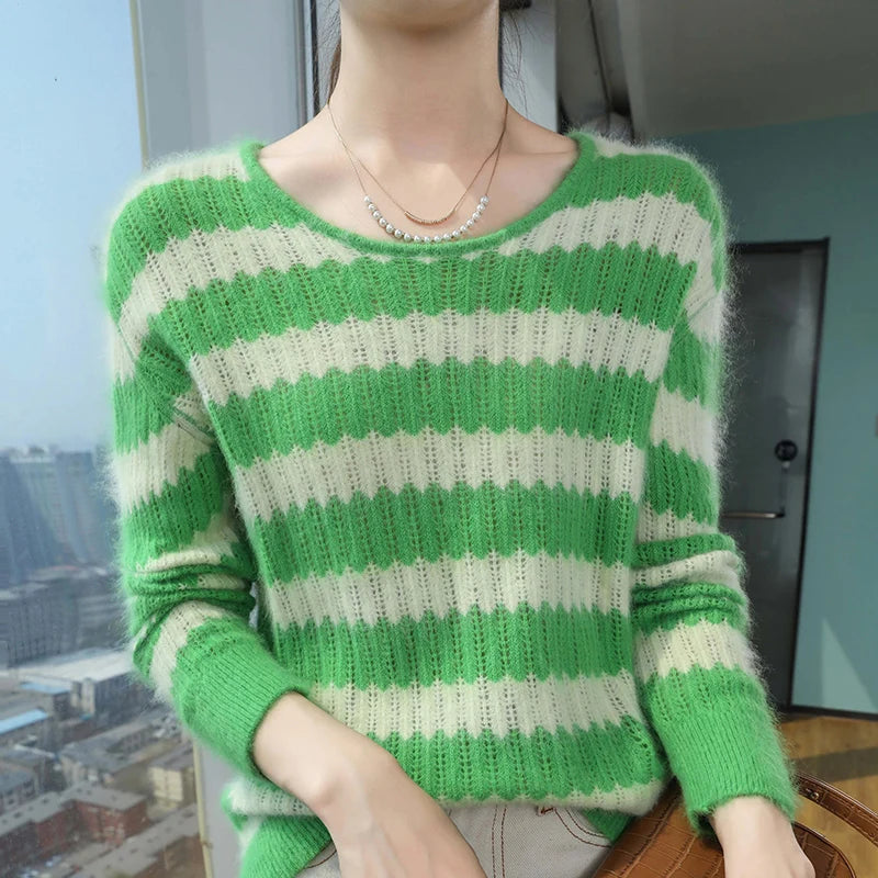 GREEN